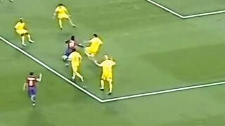 Young Messi was unstoppable☠️???? _messi _messi10 _fcbarcelona _onlymessi108 _fyp _goviral