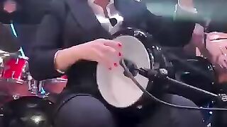 Sarit Hadad Darbuka Show