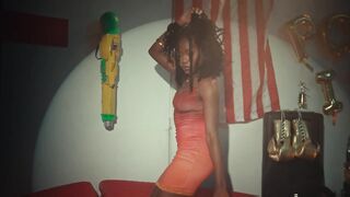 Tyga x Lil Wayne - Pop It Off [Official Video]