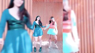 Indian Girl Sanika Satish Dance