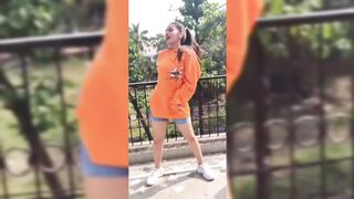 Indian Girl Simran Behl Dance