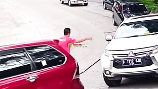 Detik detik mobil rem blong