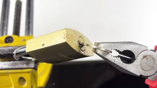 How To Remove Broken Key From Lock | Locksmiths secret