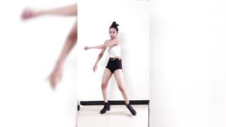 Indian Girl Bhavika Upare Dance