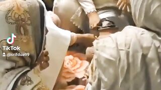 Very funny pakistani woman saraiki song