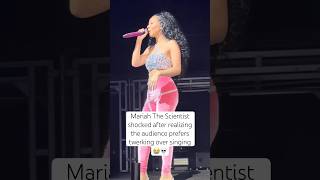 Mariah The Scientist shocked after realizing the audience is not there for the singing????????