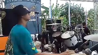 Yang Lagi Viral Dor Dor???? #rifaykendang #trending #dangdutkoplo Durasi: 00:00:38