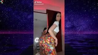 HOT TIKTOK TWERK CHALLENGE LATINA COMPILATION.mp4