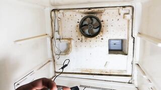 Changing the thermostat of a Toshiba refrigerator and the method of the man