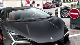 lambo black revuelto