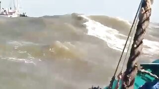 Dangerous Sea Waves