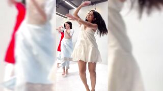 Indian Girl Sanika Satish Dance