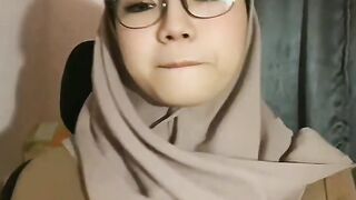 HIJAB TOBRUT
