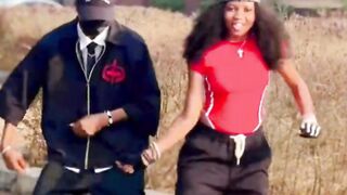 When Your Dj Is A Dancer (Bounce It Amapiano)