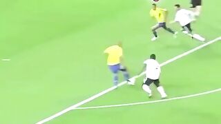 iq moments in football ???? #football #soccer #moment #respect