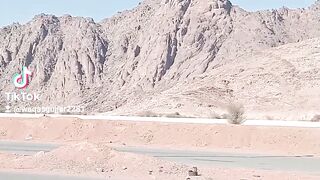 Very beautiful scenery of mountains in It is very foggy in Saudi Arabia, look at the city