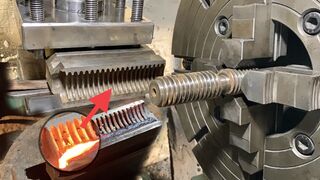 First time Lathe Machine Four Jaws Manual Chuck Broken Thread Repairing || Lathe Chuck repair