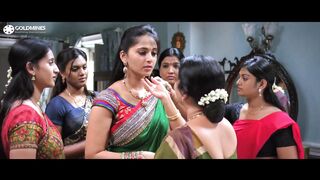 Parbhas and Anushka Sharma Love Scene