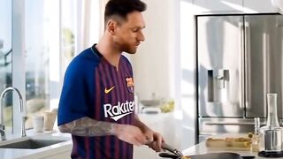 Messi cooking at hoome