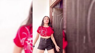 Indian Girl Pragya Singh Dance