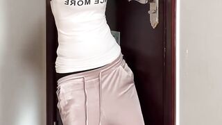 funny girl senpai.funny girl jokes.funny jokes girl and boy.prank video.prank dugonamga.dugonamga sovg'a yasash.funny shorts.funny clips