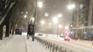 На улице сильный снегопад