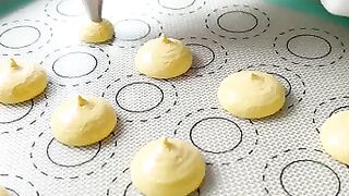 Sweet Macaron