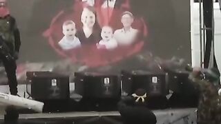 صفقة غزة صامدة.. دفعة تبادل أخرى السبت وأزمة جديدة حول جثث المحتجزين