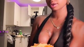 cookin wit kaya #kaya #cooking #foodtok