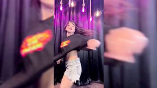 Indian Girl Khushii Dance