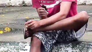 مساعدة شخص