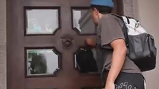 من لوحة مجانية إلى مليونير