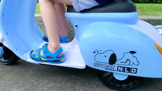 With ride cars toys