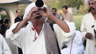 King_Of_Shehnai_Ustad_Ameer_||_Amazing__Shehnai_performance_||_Dhole_shehnai