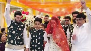 Very beautiful seen mehndi hai sajnay wali