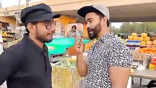 Funny 3 to 4 language very clear voice