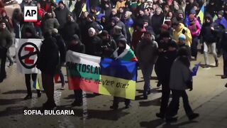 Thousands in Bulgaria express solidarity with Ukraine on 3rd anniversary of Russian invasion.