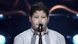 موهبة خارقة والغناء