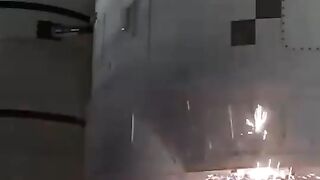 peluncuran pesawat ulang alik