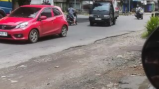 Situwasi jln raya