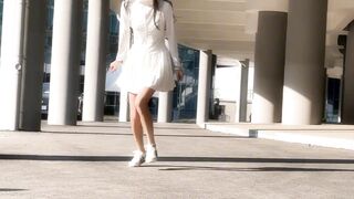 Short videos of beautiful women