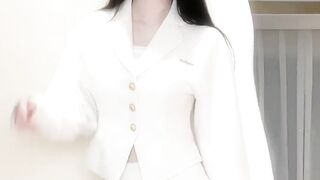 Short videos of beautiful women