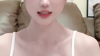 Short videos of beautiful women