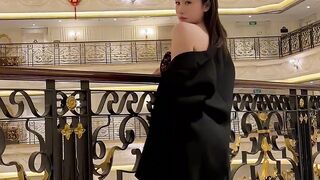 Short videos of beautiful women