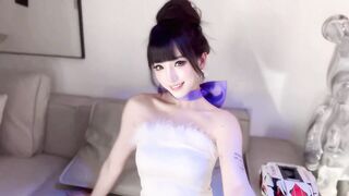 Short videos of beautiful women