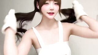 Short videos of beautiful women