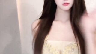 Short videos of beautiful women