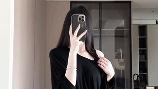 Short videos of beautiful women