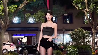 Short videos of beautiful women
