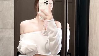 Short videos of beautiful women
